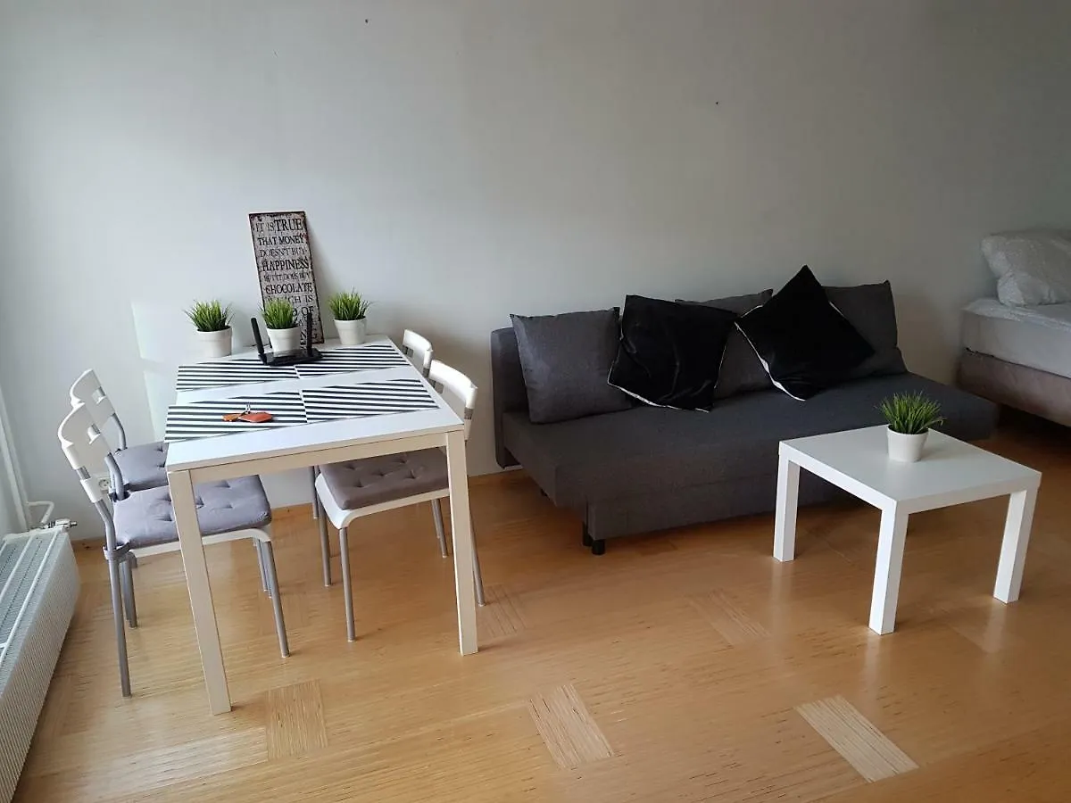 Kalevankatu Studio Apartment Helsinki
